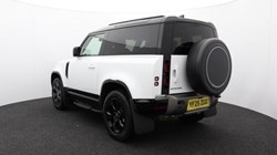 2025 (25) LAND ROVER DEFENDER 3.0 D250 X-Dynamic SE 90 3dr Auto 4551357