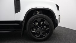 2025 (25) LAND ROVER DEFENDER 3.0 D250 X-Dynamic SE 90 3dr Auto 4551426