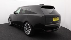 2023 (73) LAND ROVER RANGE ROVER 4.4 P615 V8 SV 4dr Auto 1