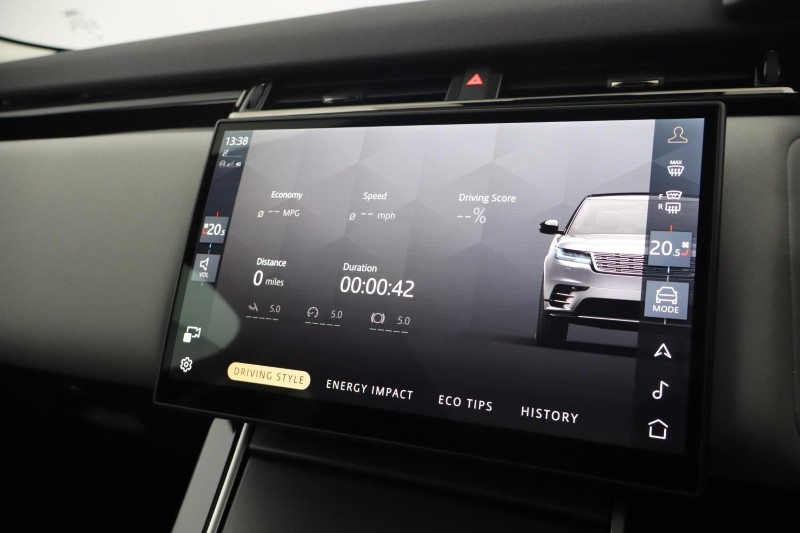 2025 (25) LAND ROVER RANGE ROVER VELAR 2.0 D200 MHEV Dynamic SE 5dr Auto 5271663