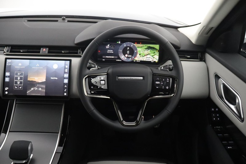 2025 (25) LAND ROVER RANGE ROVER VELAR 2.0 D200 MHEV Dynamic SE 5dr Auto 5271652