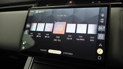 2025 (25) LAND ROVER RANGE ROVER VELAR 2.0 D200 MHEV Dynamic SE 5dr Auto 5271660