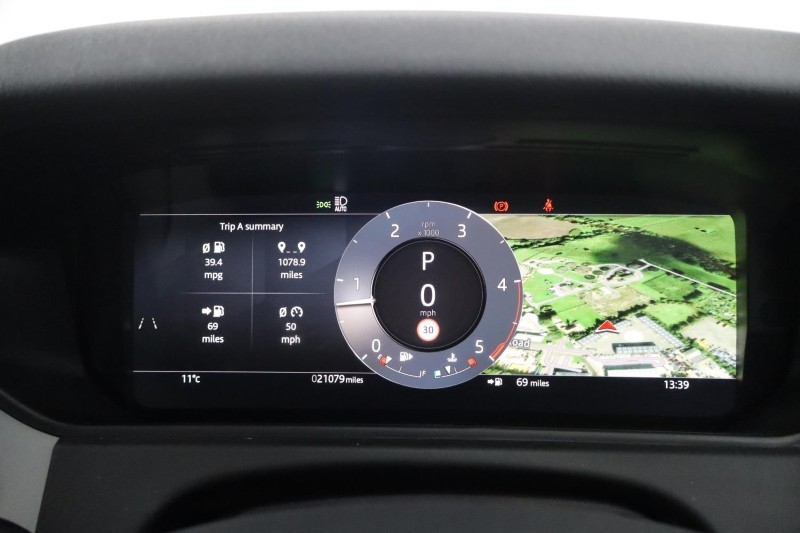 2025 (25) LAND ROVER RANGE ROVER VELAR 2.0 D200 MHEV Dynamic SE 5dr Auto 5271669