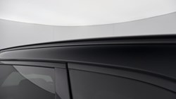 2025 (25) LAND ROVER RANGE ROVER VELAR 2.0 D200 MHEV Dynamic SE 5dr Auto 5271640