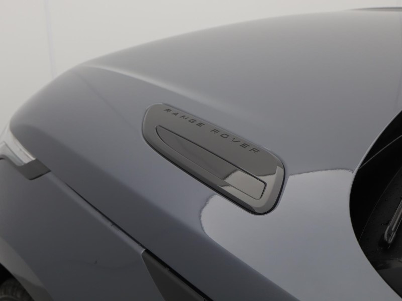 2025 (25) LAND ROVER RANGE ROVER VELAR 2.0 D200 MHEV Dynamic SE 5dr Auto 4886457