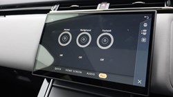 2025 (25) LAND ROVER RANGE ROVER VELAR 2.0 D200 MHEV Dynamic SE 5dr Auto 4886516