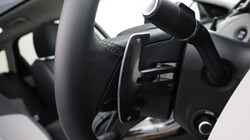 2025 (25) LAND ROVER RANGE ROVER VELAR 2.0 D200 MHEV Dynamic SE 5dr Auto 4886497