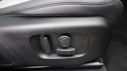 2025 (25) LAND ROVER RANGE ROVER VELAR 2.0 D200 MHEV Dynamic SE 5dr Auto 4886496