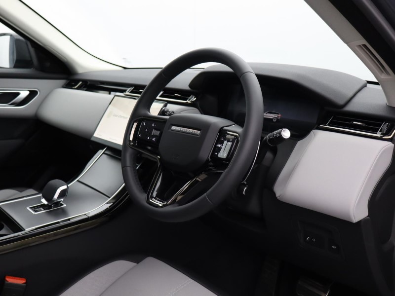 2025 (25) LAND ROVER RANGE ROVER VELAR 2.0 D200 MHEV Dynamic SE 5dr Auto 4886465