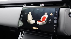 2025 (25) LAND ROVER RANGE ROVER VELAR 2.0 D200 MHEV Dynamic SE 5dr Auto 4886514