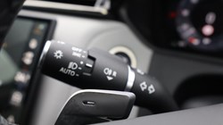 2025 (25) LAND ROVER RANGE ROVER VELAR 2.0 D200 MHEV Dynamic SE 5dr Auto 4886506