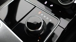 2020 (20) LAND ROVER RANGE ROVER VELAR 2.0 P250 R-Dynamic SE 5dr Auto 4487913