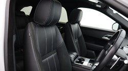 2020 (20) LAND ROVER RANGE ROVER VELAR 2.0 P250 R-Dynamic SE 5dr Auto 4487908