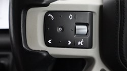 2021 (21) LAND ROVER DEFENDER 3.0 D250 X-Dynamic HSE 110 5dr Auto 4494653