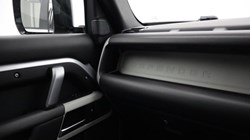 2021 (21) LAND ROVER DEFENDER 3.0 D250 X-Dynamic HSE 110 5dr Auto 4494649