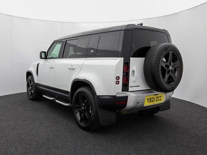 2021 (21) LAND ROVER DEFENDER 3.0 D250 SE 110 5dr Auto