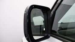 2021 (21) LAND ROVER DEFENDER 3.0 D250 SE 110 5dr Auto 4541561