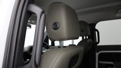 2021 (21) LAND ROVER DEFENDER 3.0 D250 SE 110 5dr Auto 4541566