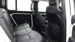 2021 (71) LAND ROVER DEFENDER 3.0 D200 S 110 5dr Auto 4551273