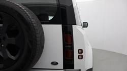 2021 (71) LAND ROVER DEFENDER 3.0 D200 S 110 5dr Auto 4671509