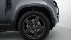 2024 (24) LAND ROVER DEFENDER 3.0 D250 X-Dynamic HSE 90 3dr Auto 4789229