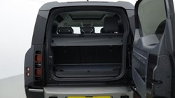 2024 (24) LAND ROVER DEFENDER 3.0 D250 X-Dynamic HSE 90 3dr Auto 4758192