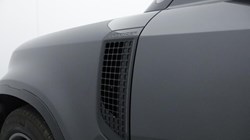 2024 (24) LAND ROVER DEFENDER 3.0 D250 X-Dynamic HSE 90 3dr Auto 4758205