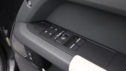 2024 (24) LAND ROVER DEFENDER 3.0 D250 X-Dynamic HSE 90 3dr Auto 4595712