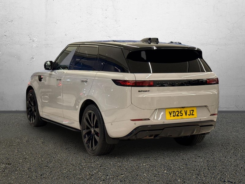 2025 (25) LAND ROVER RANGE ROVER SPORT 3.0 D300 Dynamic SE 5dr Auto