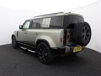 2022 (72) LAND ROVER DEFENDER 3.0 D300 X-Dynamic SE 110 5dr Auto
