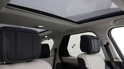 2024 (74) LAND ROVER DISCOVERY 3.0 D350 Dynamic HSE 5dr Auto 4644100
