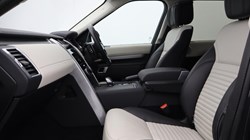 2024 (74) LAND ROVER DISCOVERY 3.0 D350 Dynamic HSE 5dr Auto 4644050