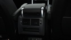 2022 (22) LAND ROVER DISCOVERY 3.0 D300 R-Dynamic SE 5dr Auto 4662543