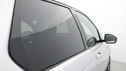 2023 (23) LAND ROVER DISCOVERY SPORT 2.0 D200 R-Dynamic HSE 5dr Auto 4636704