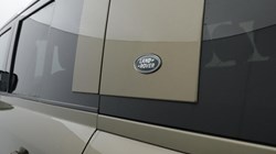 2020 (70) LAND ROVER DEFENDER 3.0 P400 X 110 5dr Auto 4758044