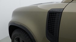 2020 (70) LAND ROVER DEFENDER 3.0 P400 X 110 5dr Auto 4758042
