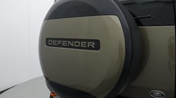 2020 (70) LAND ROVER DEFENDER 3.0 P400 X 110 5dr Auto 4758020