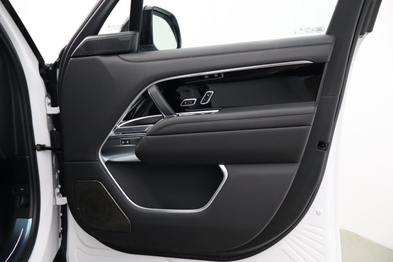 2025 (75) LAND ROVER RANGE ROVER 3.0 P460e Autobiography 4dr Auto 5324814