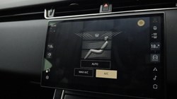 2023 (73) LAND ROVER RANGE ROVER EVOQUE 2.0 D200 Dynamic SE 5dr Auto 4636875