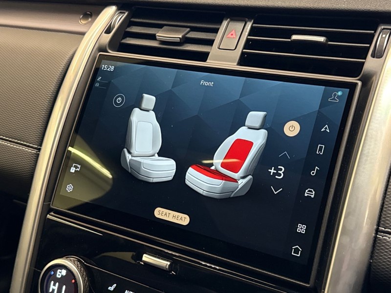 2025 (25) LAND ROVER DISCOVERY 3.0 D350 Dynamic SE 5dr Auto 4937548