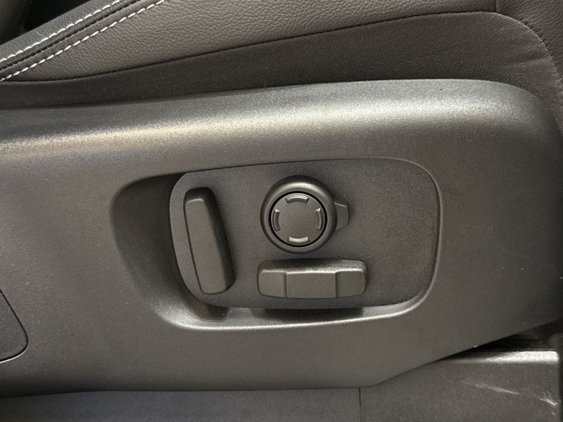 2025 (25) LAND ROVER DISCOVERY 3.0 D350 Dynamic SE 5dr Auto 4937538