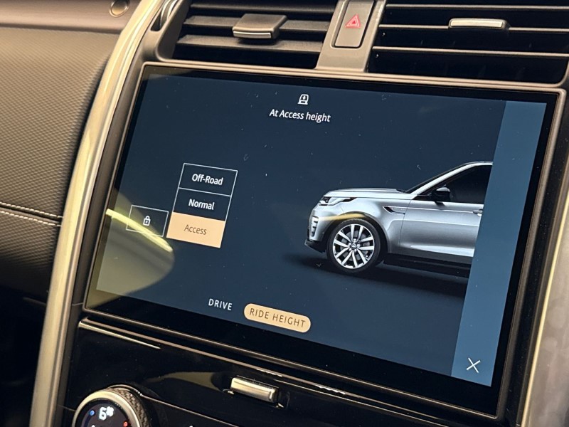 2025 (25) LAND ROVER DISCOVERY 3.0 D350 Dynamic SE 5dr Auto 4937547