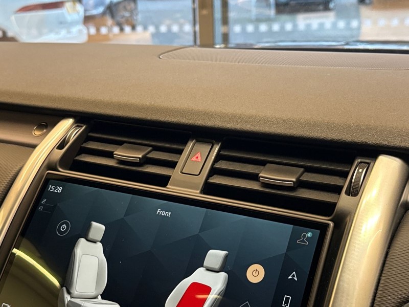 2025 (25) LAND ROVER DISCOVERY 3.0 D350 Dynamic SE 5dr Auto 4937549