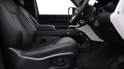 2023 (73) LAND ROVER DEFENDER 3.0 D250 HSE 90 3dr Auto 4618458
