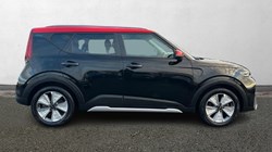2021 (70) KIA SOUL 150kW First Edition 64kWh 5dr Auto 2900099