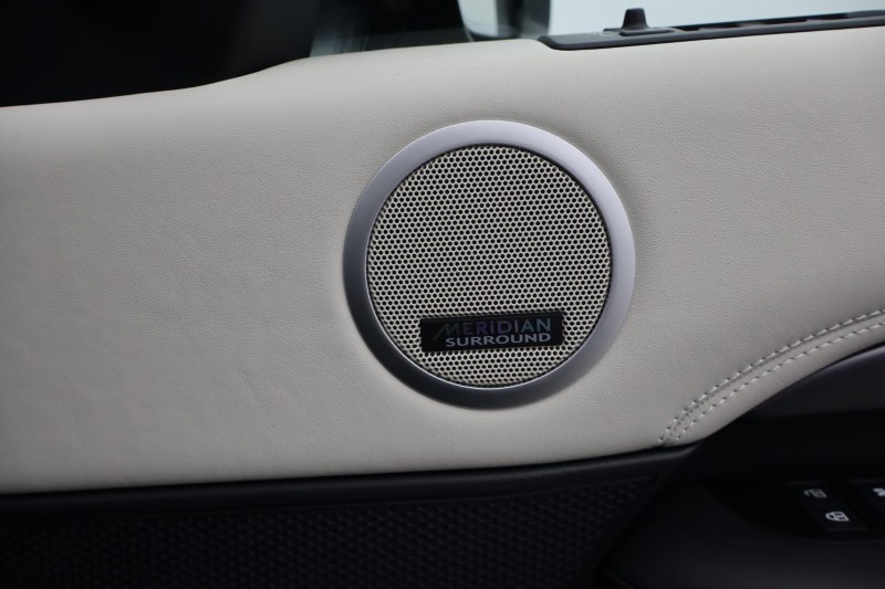 2025 (75) LAND ROVER DISCOVERY 3.0 D350 Metropolitan Edition 5dr Auto 5182803