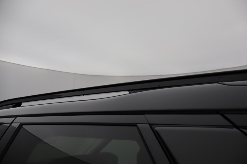 2025 (75) LAND ROVER DISCOVERY 3.0 D350 Metropolitan Edition 5dr Auto 5182766