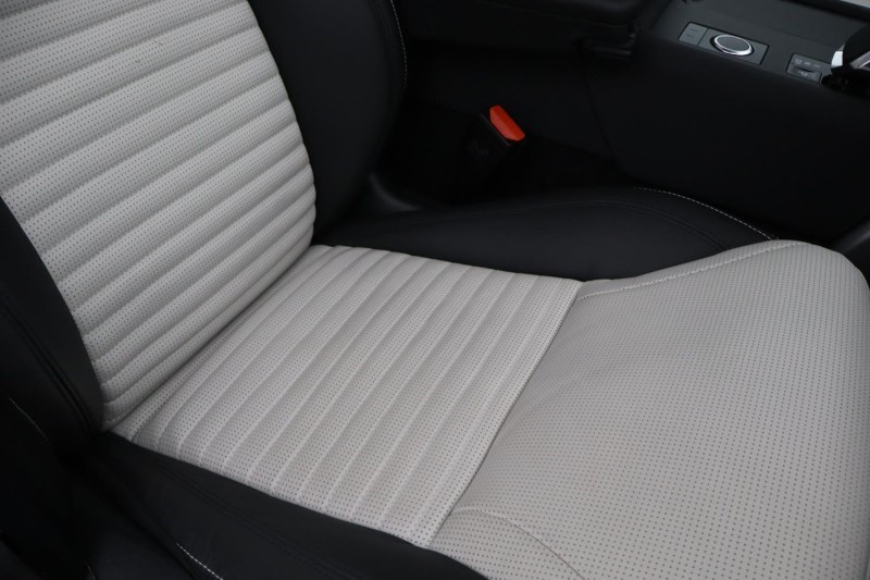 2025 (75) LAND ROVER DISCOVERY 3.0 D350 Metropolitan Edition 5dr Auto 5182804