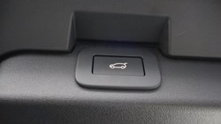 2025 (75) LAND ROVER DISCOVERY 3.0 D350 Metropolitan Edition 5dr Auto 5182765