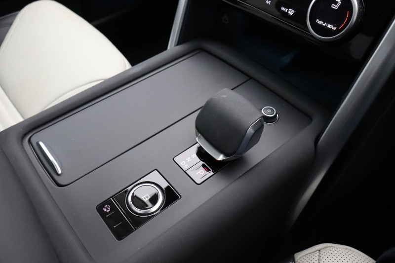 2025 (75) LAND ROVER DISCOVERY 3.0 D350 Metropolitan Edition 5dr Auto 5182799